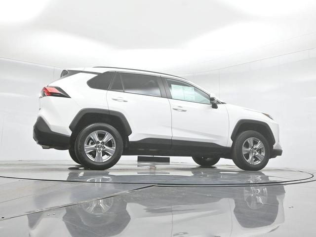 Photo of 2024 Ice Cap Toyota RAV4