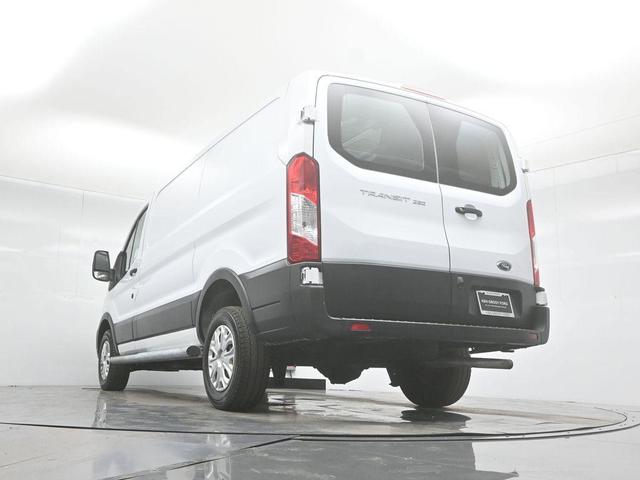Photo of 2023 Oxford White Ford Transit-250