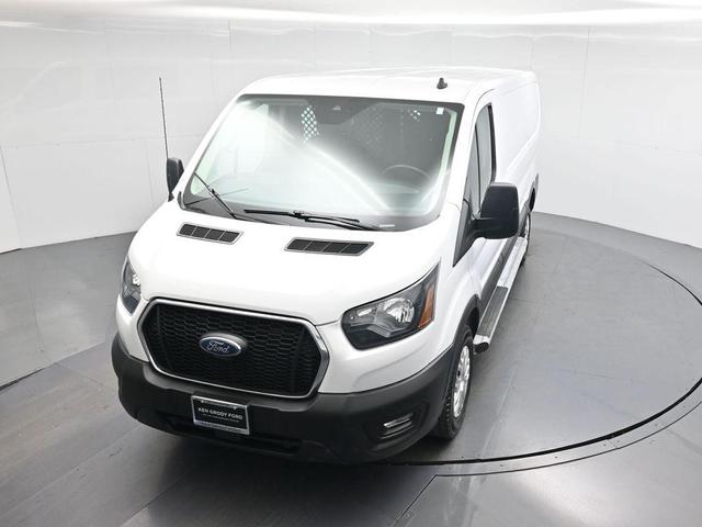 Photo of 2023 Oxford White Ford Transit-250