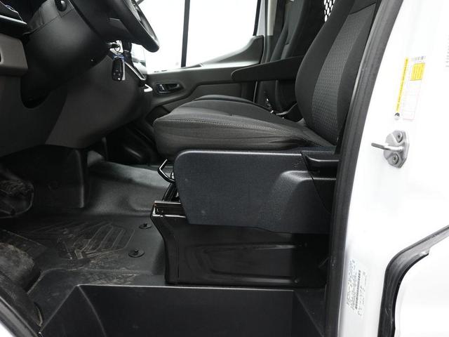 Photo of 2023 Oxford White Ford Transit-250
