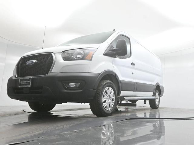 Photo of 2023 Oxford White Ford Transit-250