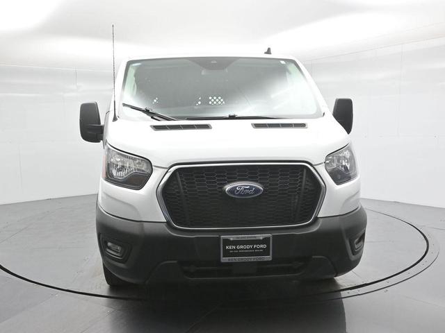 Photo of 2023 Oxford White Ford Transit-250