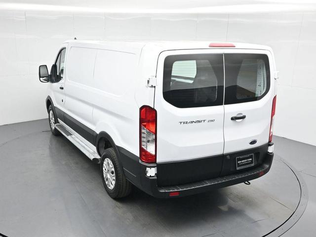 Photo of 2023 Oxford White Ford Transit-250