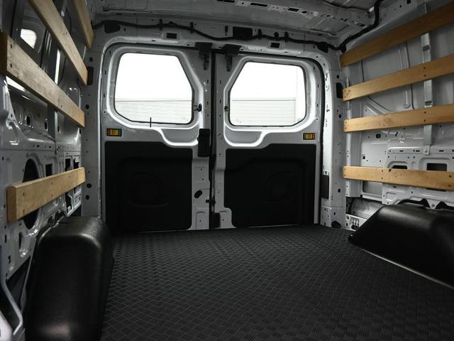 Photo of 2023 Oxford White Ford Transit-250