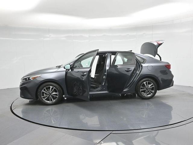 Photo of 2023 Gravity Gray Kia Forte