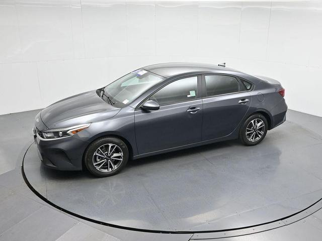 Photo of 2023 Gravity Gray Kia Forte