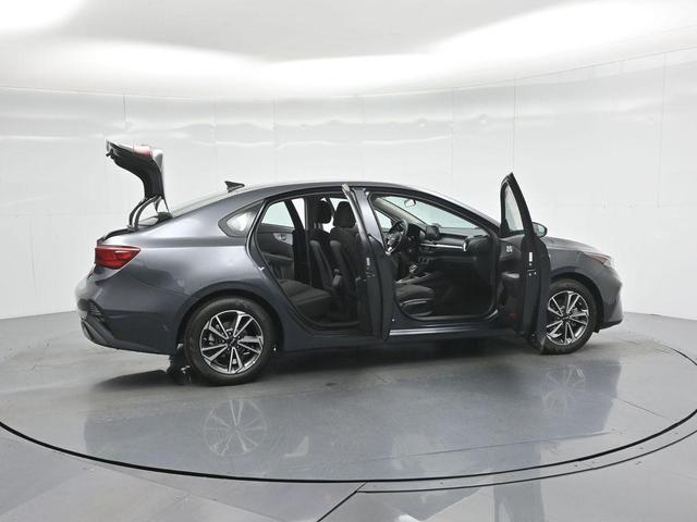 Photo of 2023 Gravity Gray Kia Forte