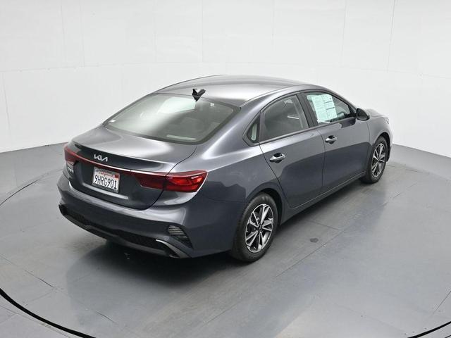 Photo of 2023 Gravity Gray Kia Forte