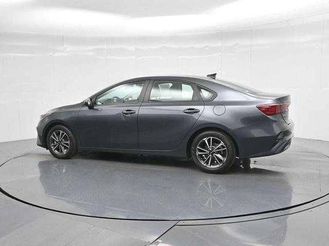 Photo of 2023 Gravity Gray Kia Forte