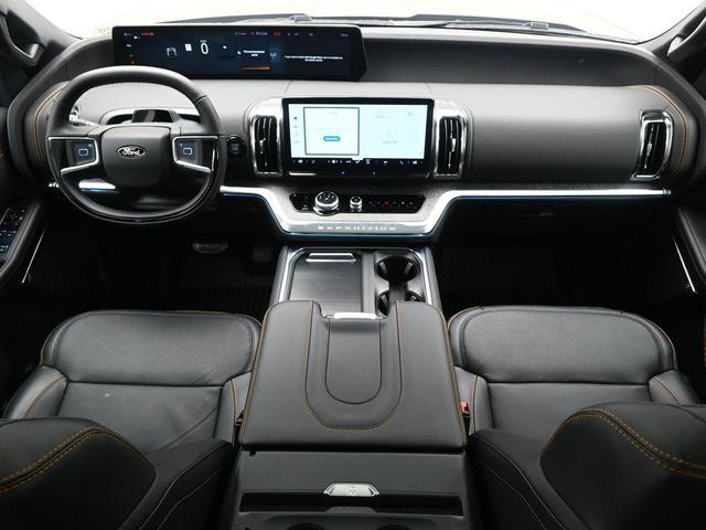 Photo of 2025 Wild Green Ford Expedition