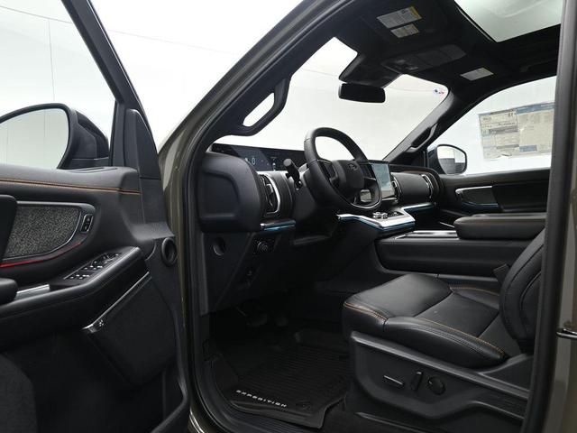 Photo of 2025 Wild Green Ford Expedition