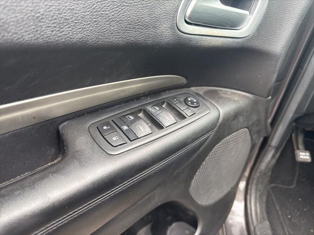 Photo of 2020 Granite Metallic Clearcoat Dodge Durango