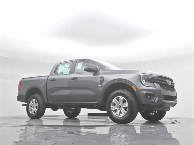 Photo of 2025 Gray Metallic Ford Ranger
