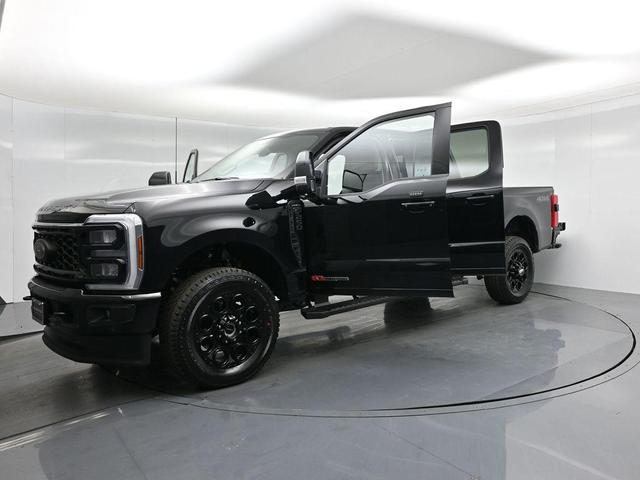 Photo of 2025 Black Metallic Ford F-250