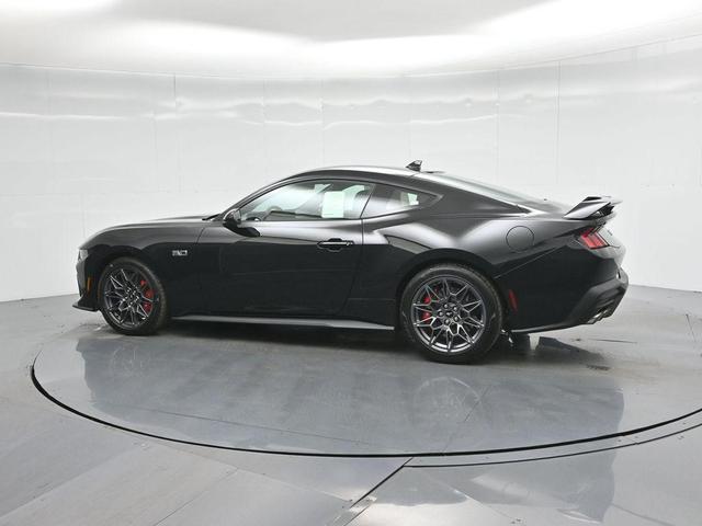 Photo of 2025 Shadow Black Ford Mustang