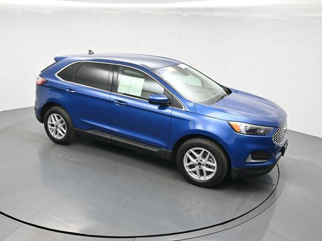 Photo of 2024 Atlas Blue Metallic Ford Edge