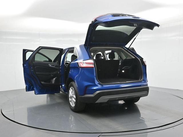 Photo of 2024 Atlas Blue Metallic Ford Edge