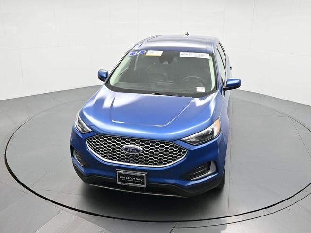 Photo of 2024 Atlas Blue Metallic Ford Edge