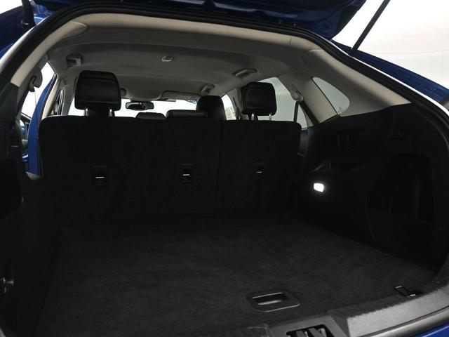 Photo of 2024 Atlas Blue Metallic Ford Edge