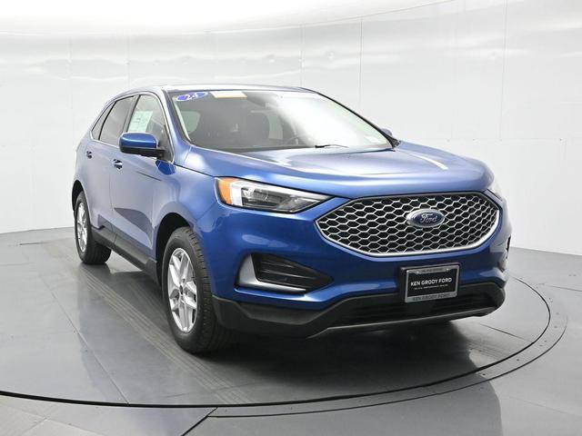 Photo of 2024 Atlas Blue Metallic Ford Edge