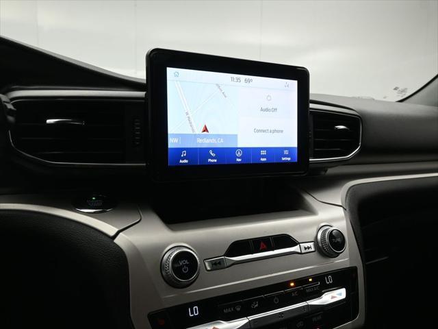 Photo of 2021 Blue Ford Explorer