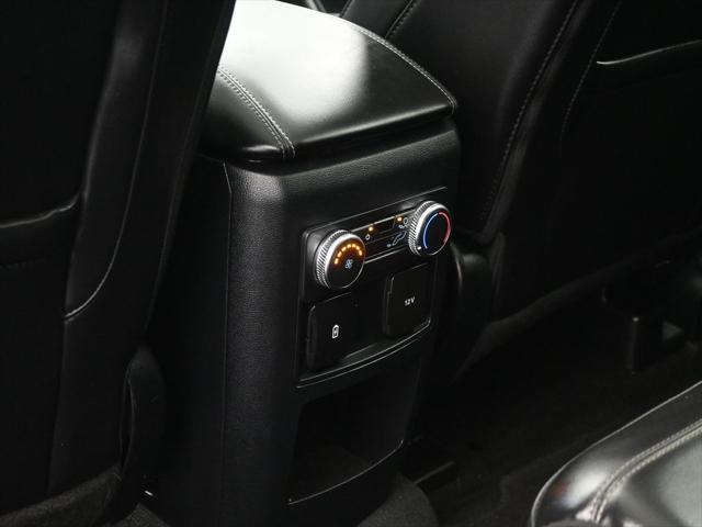 Photo of 2021 Blue Ford Explorer