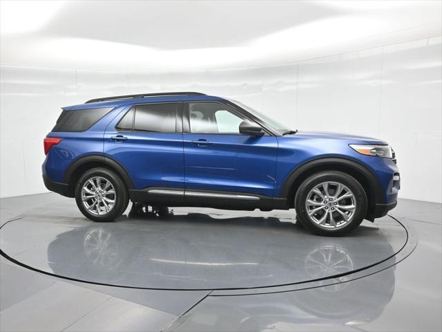 Photo of 2021 Blue Ford Explorer
