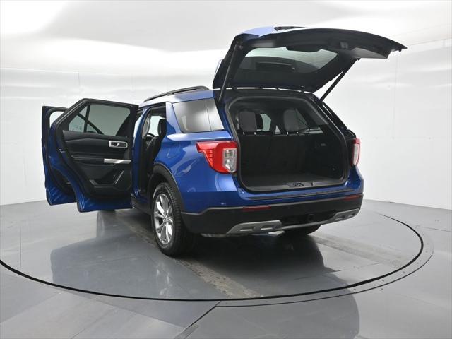 Photo of 2021 Blue Ford Explorer