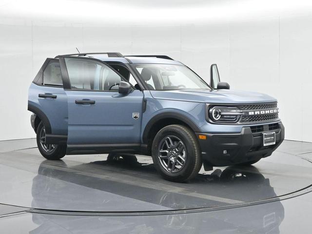 Photo of 2025 Azure Gray Metallic Ford Bronco Sport