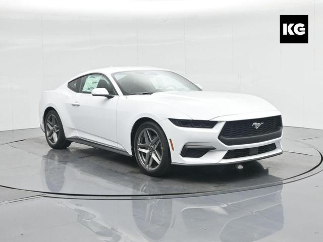 Photo of 2025 Oxford White Ford Mustang
