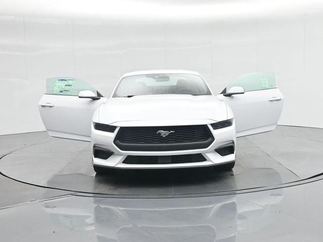 Photo of 2025 Oxford White Ford Mustang
