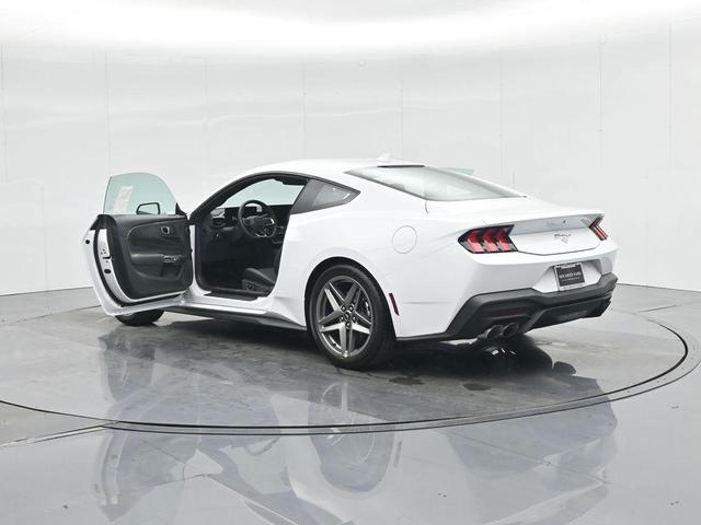 Photo of 2025 Oxford White Ford Mustang