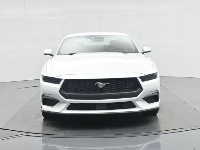 Photo of 2025 Oxford White Ford Mustang