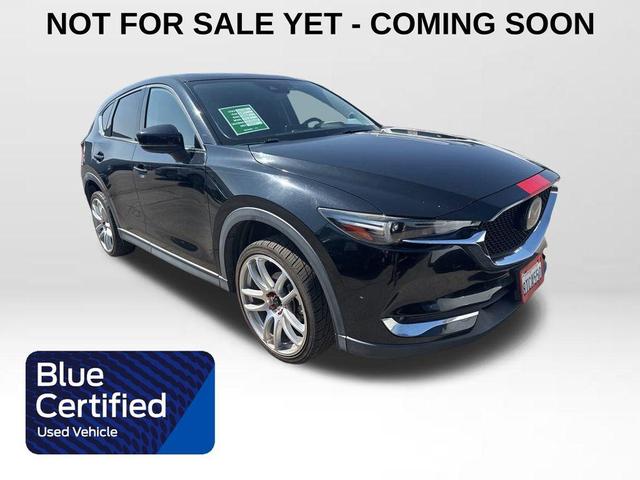 Photo of 2017 Jet Black Mica Mazda CX-5