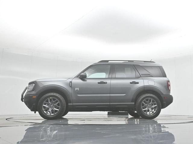 Photo of 2025 Gray Metallic Ford Bronco Sport