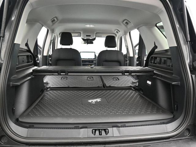 Photo of 2025 Gray Metallic Ford Bronco Sport