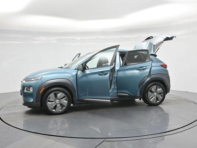 Photo of 2020 Ceramic Blue w/White Roof Hyundai KONA EV