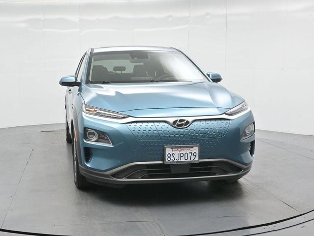 Photo of 2020 Ceramic Blue w/White Roof Hyundai KONA EV