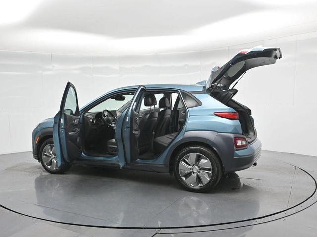 Photo of 2020 Ceramic Blue w/White Roof Hyundai KONA EV