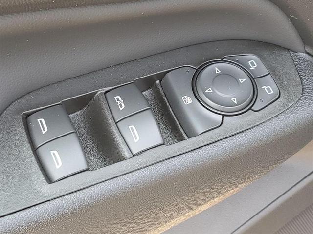 Photo of 2023 Mosaic Black Metallic Chevrolet Equinox