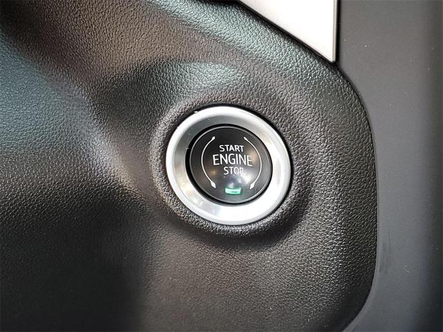Photo of 2019 Summit White Chevrolet Silverado 1500