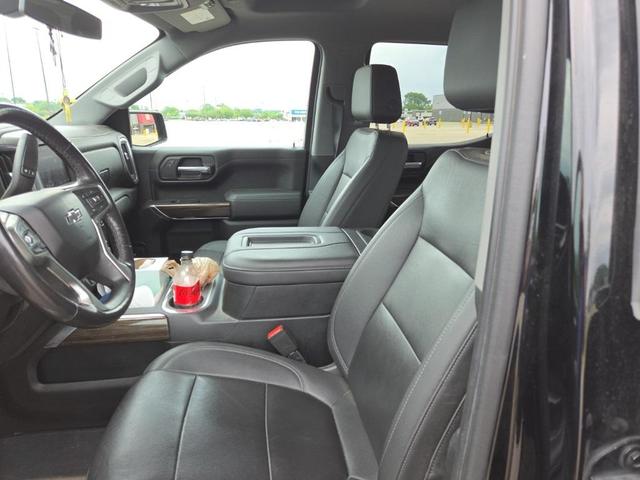 Photo of 2021 Black Chevrolet Silverado 1500