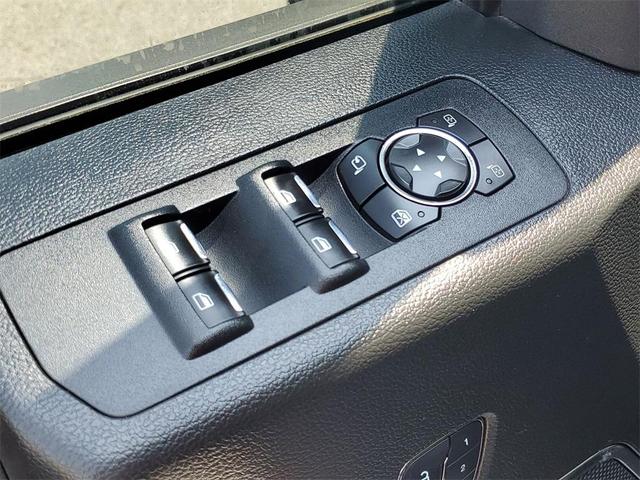 Photo of 2016 Shadow Black Ford F-150