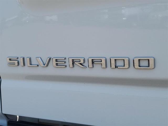 Photo of 2022 Summit White Chevrolet Silverado 2500
