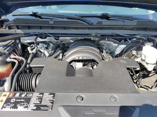 Photo of 2017 Deep Ocean Blue Metallic Chevrolet Silverado 1500
