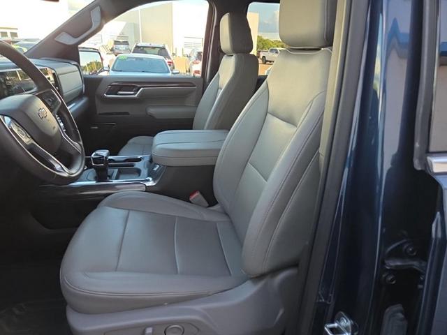 Photo of 2023 Northsky Blue Metallic Chevrolet Silverado 1500