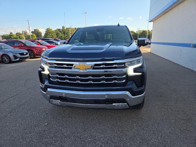 Photo of 2023 Northsky Blue Metallic Chevrolet Silverado 1500