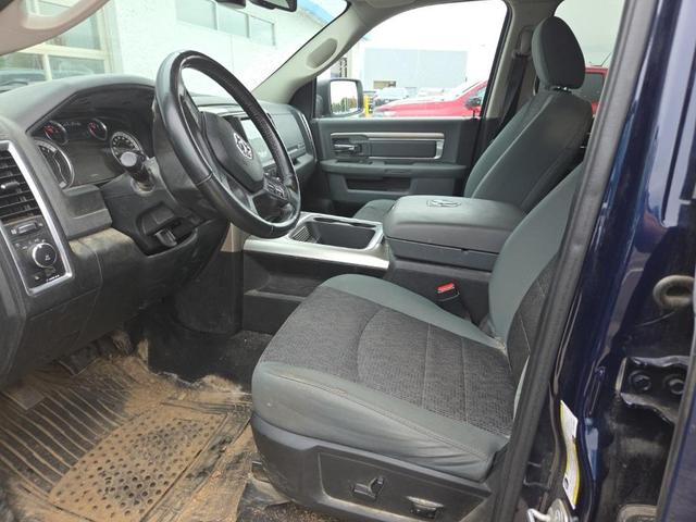 Photo of 2018 True Blue Pearlcoat RAM 1500
