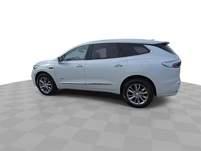 Photo of 2022 White Frost Tri-Coat Buick Enclave