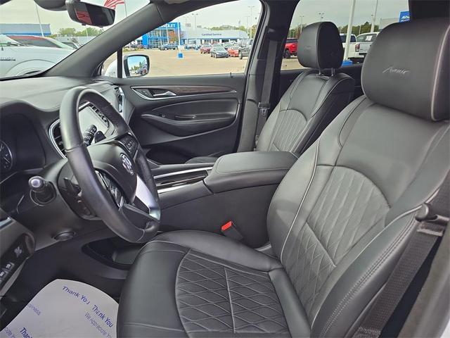 Photo of 2022 White Frost Tri-Coat Buick Enclave